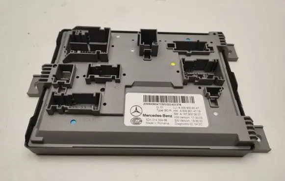 Mercedes-Benz EQC Comfort/convenience module A2059006047