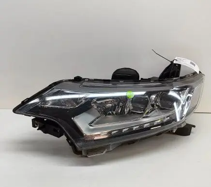 Mitsubishi Outlander Headlight/headlamp 8301C997