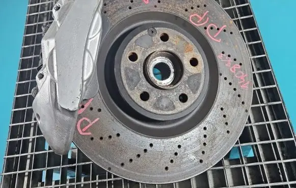 Mercedes-Benz CLS C218 X218 Front wheel hub spindle knuckle 160541856879R IMPRK1408363
