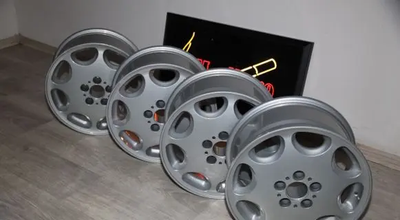 R16 alloy rim
