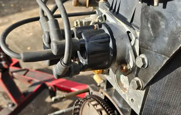Renault Clio I Spark distributor 7700742852 2525646A
