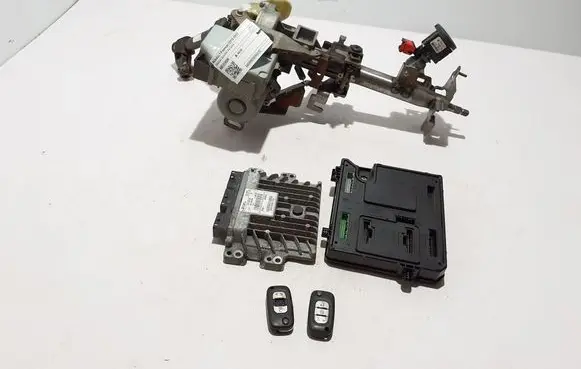 Renault Fluence Engine ECU kit and lock set