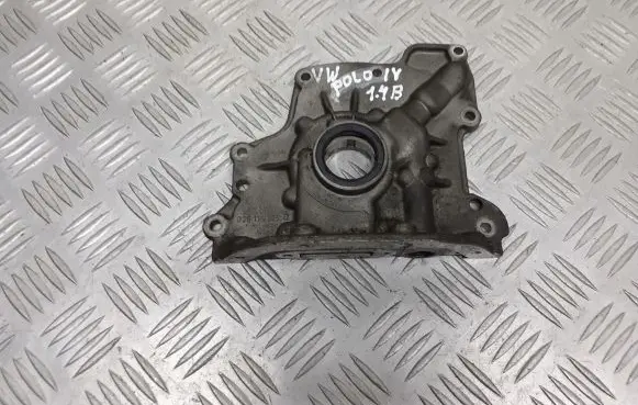 Volkswagen Polo IV 9N3 Oil pump 036115105D