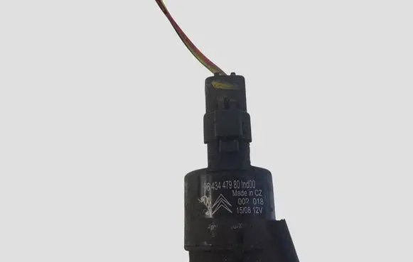 Citroen C5 Windscreen/windshield washer pump 9643447980