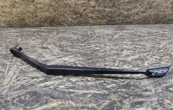 Chrysler Pacifica Front wiper blade arm