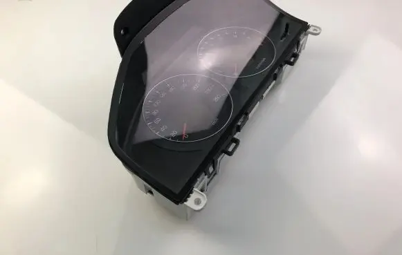 Volvo V70 Speedometer (instrument cluster) 30786622AB