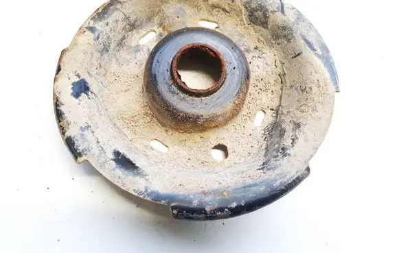Mitsubishi Grandis Coil spring mount 