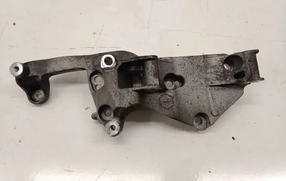 Generator/alternator bracket