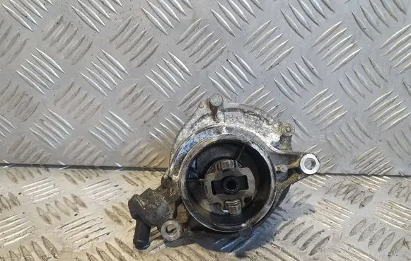 BMW 3 E90 E91 Vacuum pump