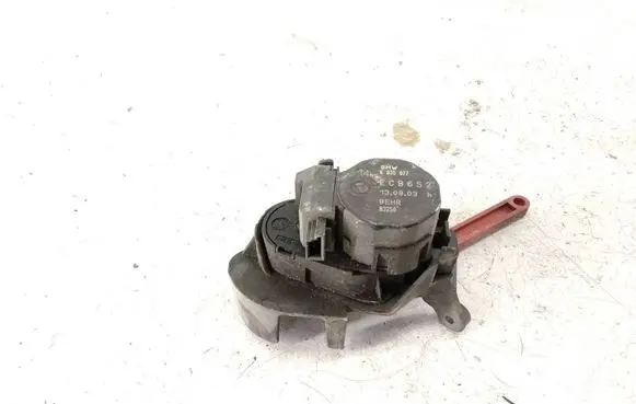 BMW 7 E65 E66 Air flap motor/actuator 6935077 ECB652 B3250