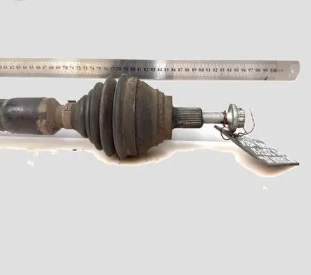 Skoda Octavia Mk2 (1Z) Front driveshaft