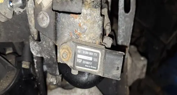 Opel Meriva A Air pressure sensor 0281002771 55198717