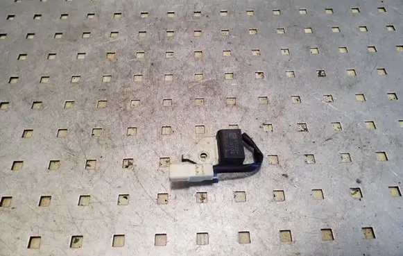 Sensor