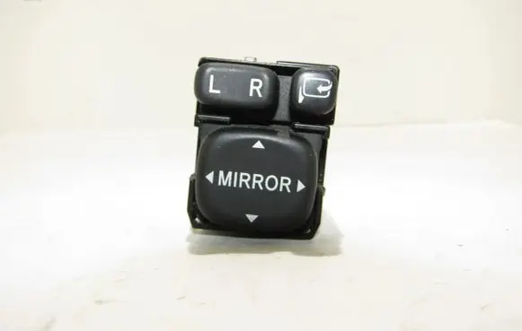 Toyota Avensis T250 Wing mirror switch