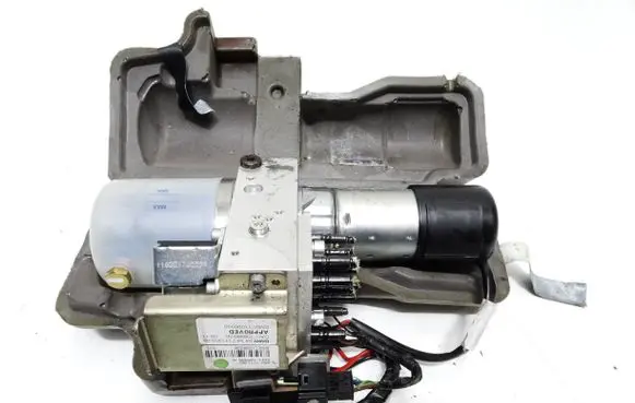 BMW 1 E81 E87 Convertible roof hydraulic pump 7171303 7171202 BM0C11090330