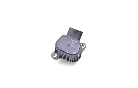 Mercedes-Benz A W176 Camshaft vanos timing valve A2829820000 18246034542