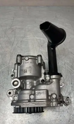 Volkswagen Crafter Oil pump 04l145208p