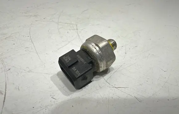 Air conditioning (A/C) pressure sensor