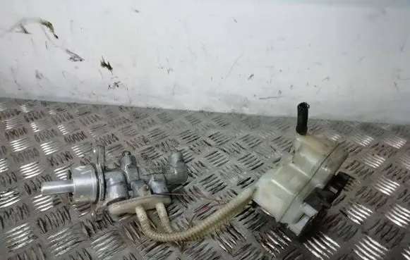 Opel Meriva A Master brake cylinder Y21627