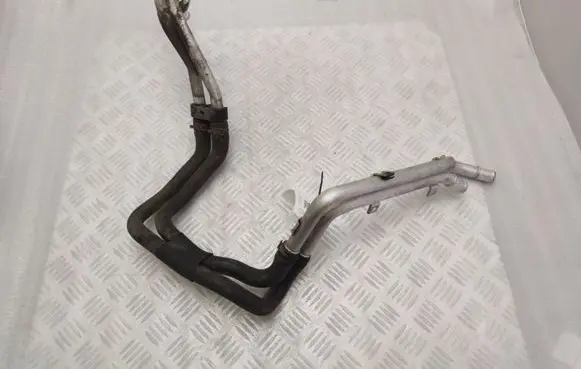 Porsche Cayenne (92A) Engine coolant pipe/hose 7P5121065C