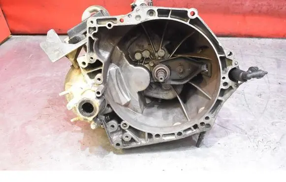 Peugeot 5008 Manual 6 speed gearbox 9680886910