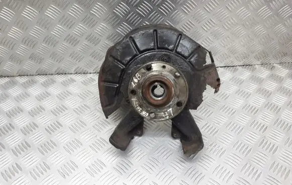 Volkswagen Jetta V Front wheel hub spindle knuckle