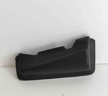 Polestar 2 Rear/tail light trim molding 32228376