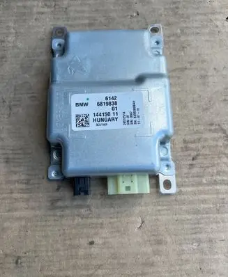 BMW 5 G30 G31 G38 Battery control module 6819838 14415011