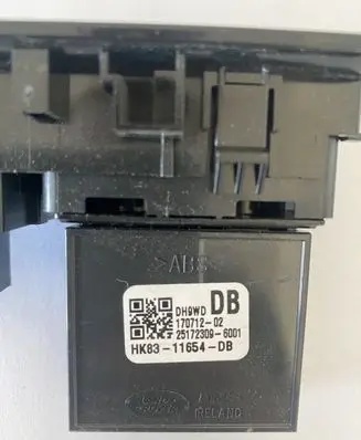 Tailgate opening switch