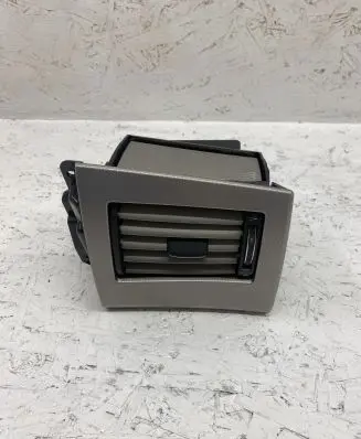 Jaguar XF X250 Dashboard side air vent grill/cover trim 8X2014A23