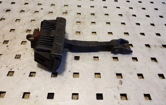BMW X5 E53 Front door check strap stopper 8402502PA