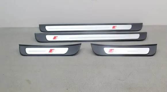 Audi A5 Sportback 8TA Other sill/pillar trim element 8T8853375A 8T8853376A