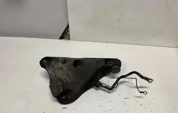BMW X5 E70 Engine mounting bracket 6790021