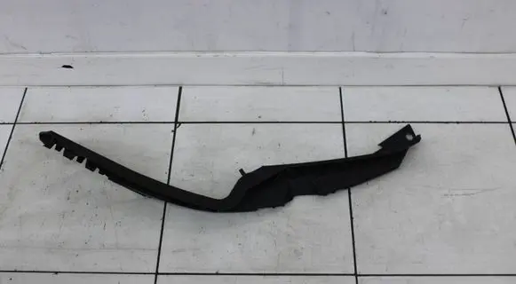 Skoda Octavia Mk2 (1Z) Headlight/headlamp mounting bracket 