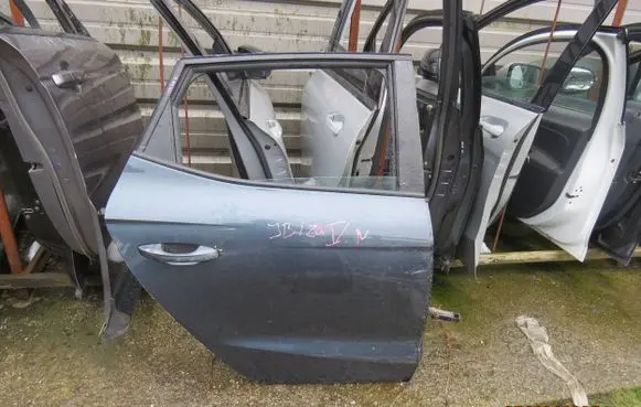 Seat Ibiza V (KJ) Rear door