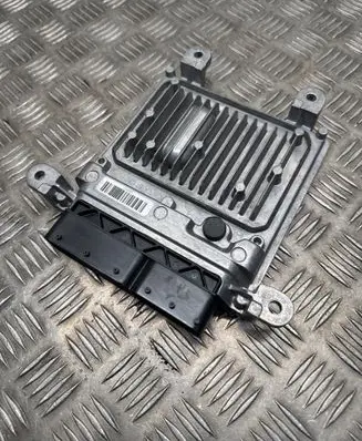 Mercedes-Benz SLK R172 Engine control unit/module A6519007500 0M651 A0064461540