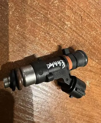 Nissan Micra Fuel injector 16600AX200 D4443