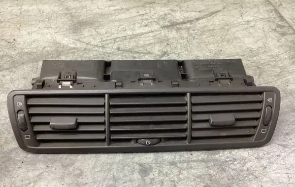 Peugeot 807 Dash center air vent grill 1484107077 1846594 1491965077