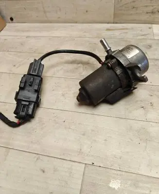 Chevrolet Cruze Vacuum pump 13311769 00942807