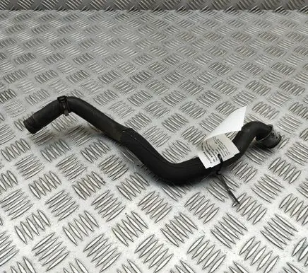 Mercedes-Benz C W204 Engine coolant pipe/hose A2045017182