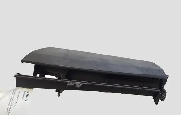 Nissan X-Trail T30 Glove box 68275