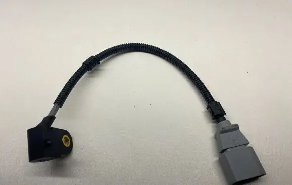 Mitsubishi Grandis Crankshaft position sensor MN980233