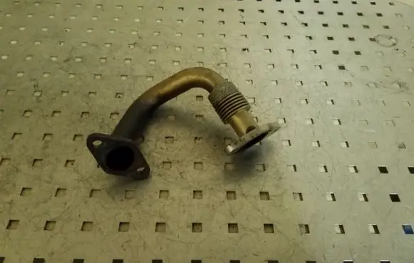 Volkswagen Polo IV 9N3 EGR valve line/pipe/hose 03G131521R