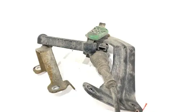 Headlight/headlamp level sensor