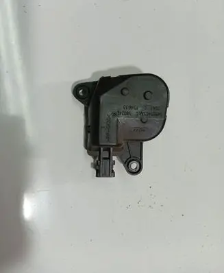 Chrysler Voyager Air flap motor/actuator 04885465AAC