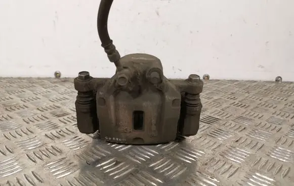 KIA Sorento Rear brake caliper 105JH