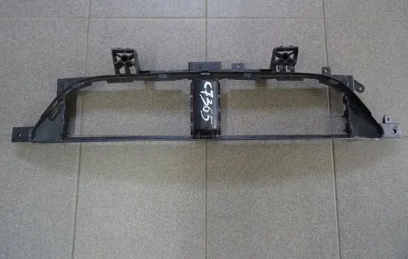 Radiator trim