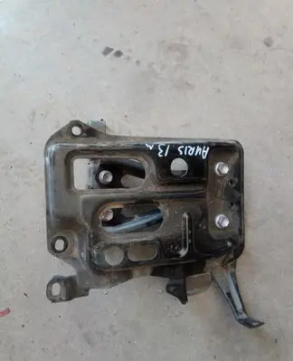 Toyota Auris E180 Battery tray 