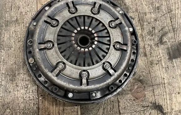 Audi A4 S4 B5 8D Clutch set kit 028141