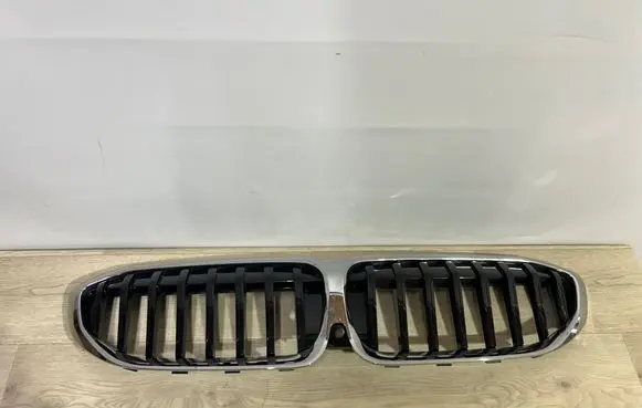 BMW 3 G20 G21 Front bumper upper radiator grill 5113192976